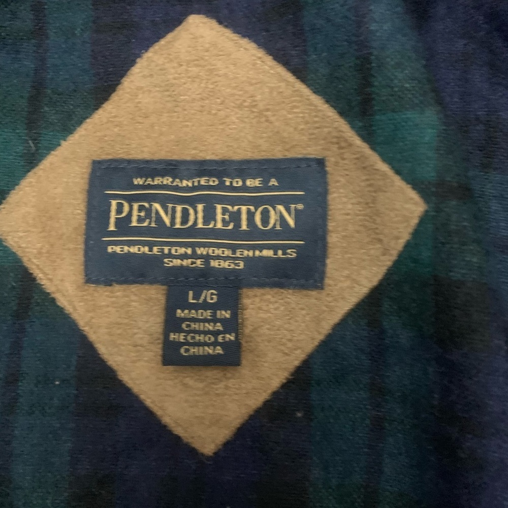 Pendleton Women's Fuzzy Sherpa Full Zip Jacket in a dark blue/teal color-plaid - Picture 2 of 6